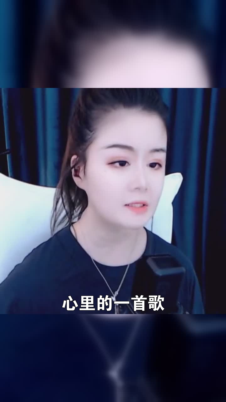 大脸妹手机壁纸图片